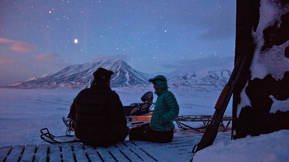 Cabin-trip in the dark season of Svalbard