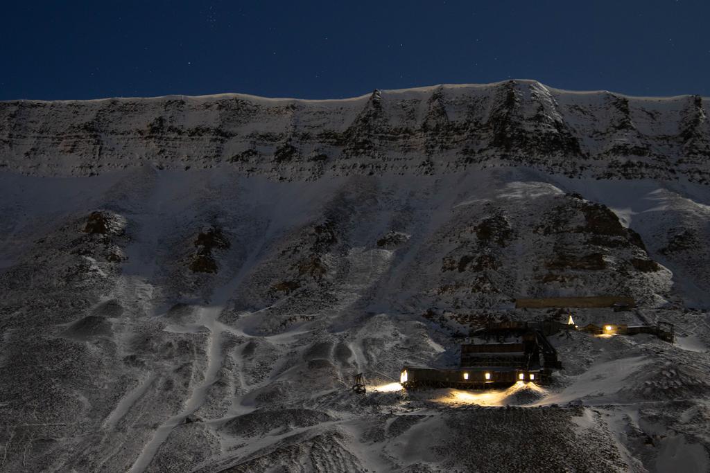 Mine auf Spitzbergen im Winter