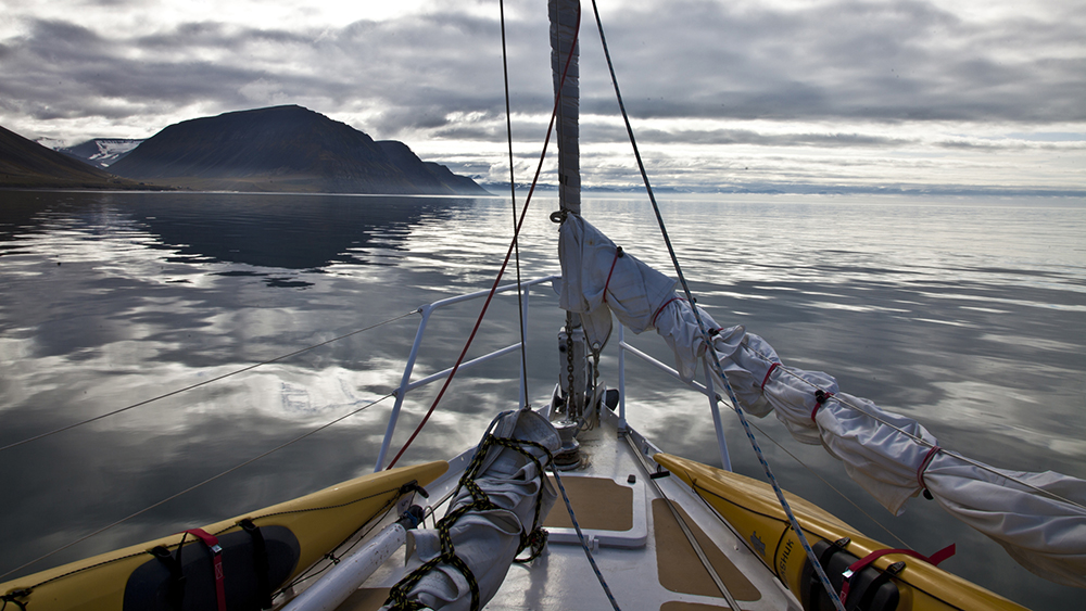 Sailing in Svalbard